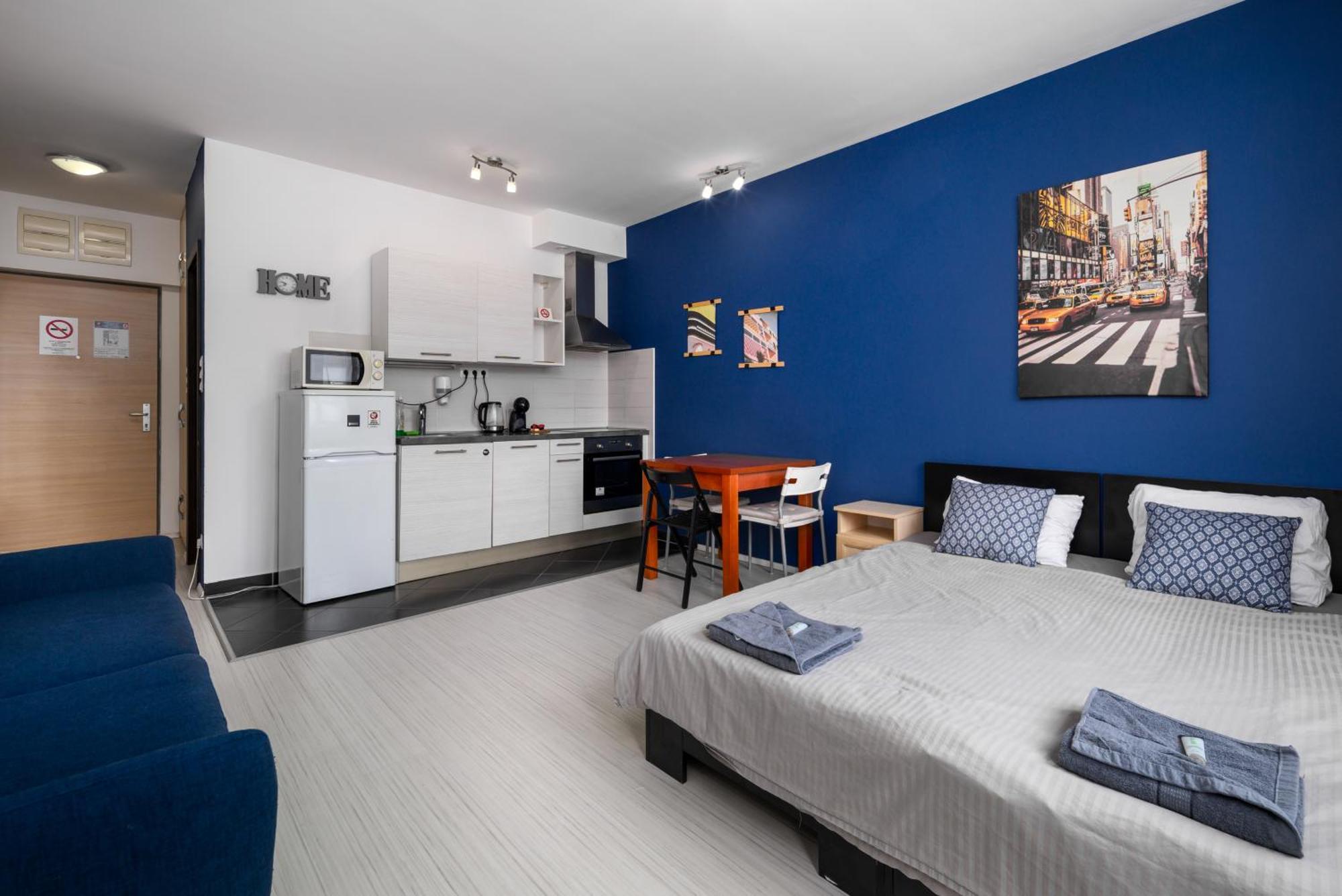 Sun Resort Residential Suite-Free Parking Garage Same Building Budapest Exteriör bild